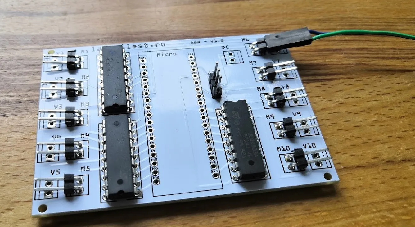 Module board with the connectors and the three Darlington arrays soldered